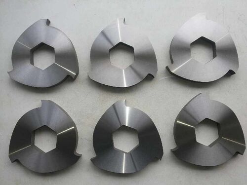 Latest company case about Plastic Crusher Blade for Recycling in the Netherlands: Case Study for Continuous Plastic Processing