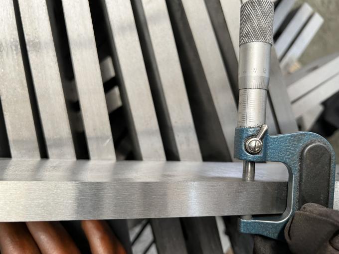 Customized Hydraulic Shearing Machine Blades Shear Stainless Steel Blades Cutting Knife Metal Cutting Machine Blade 18